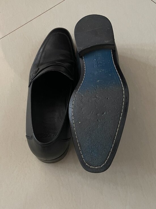 Vella Pais Blk Leather Loafers M 10.5